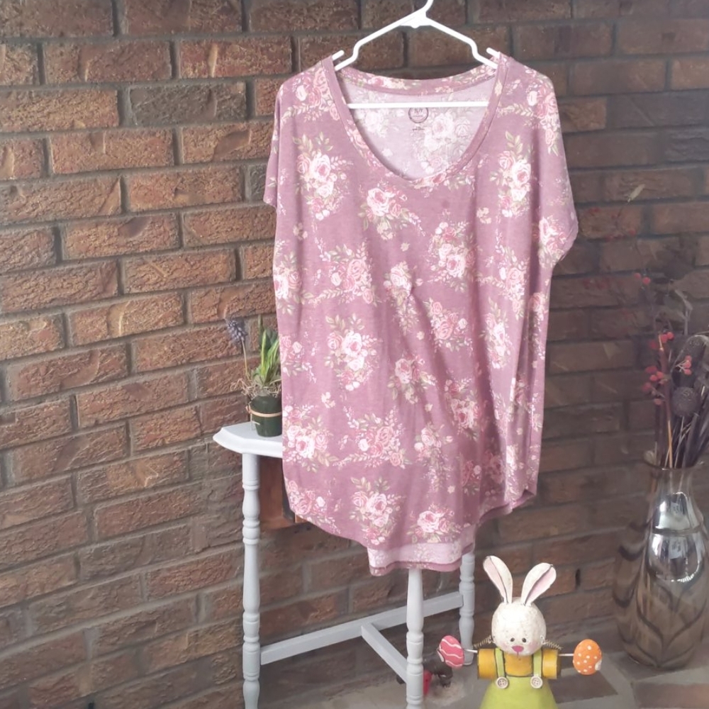 Maurice's floral 24/7 tee